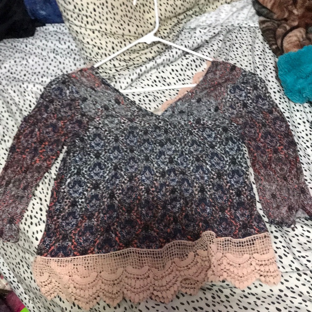 Shirt - Picture 4 of 5